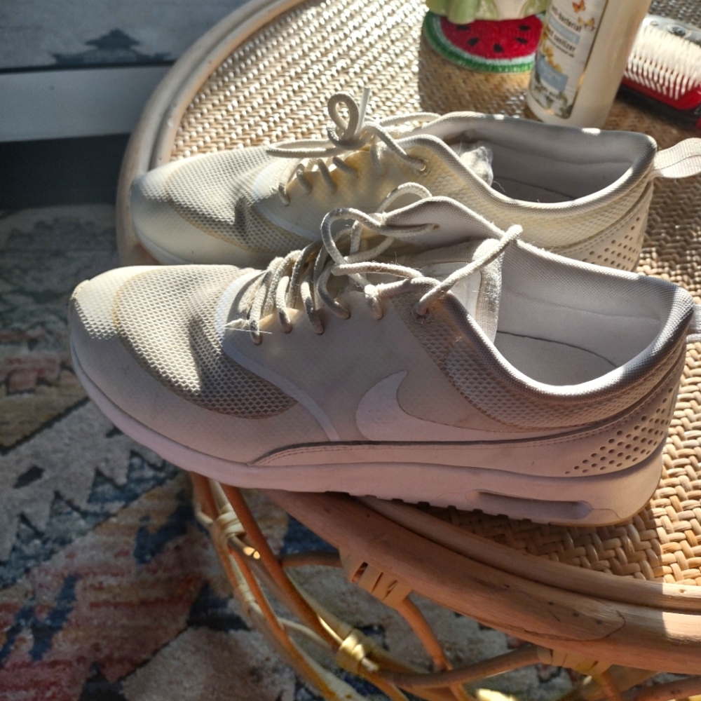 Nike shoes